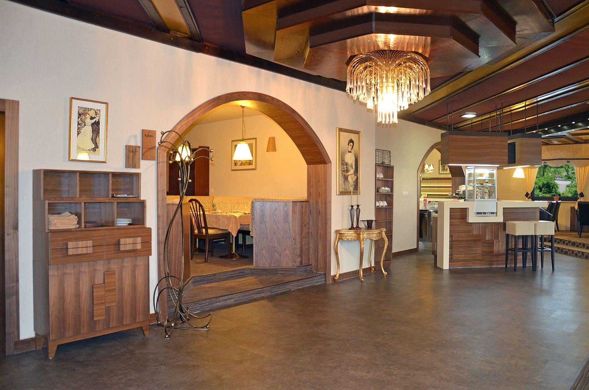 Hotel Leonardo 3*